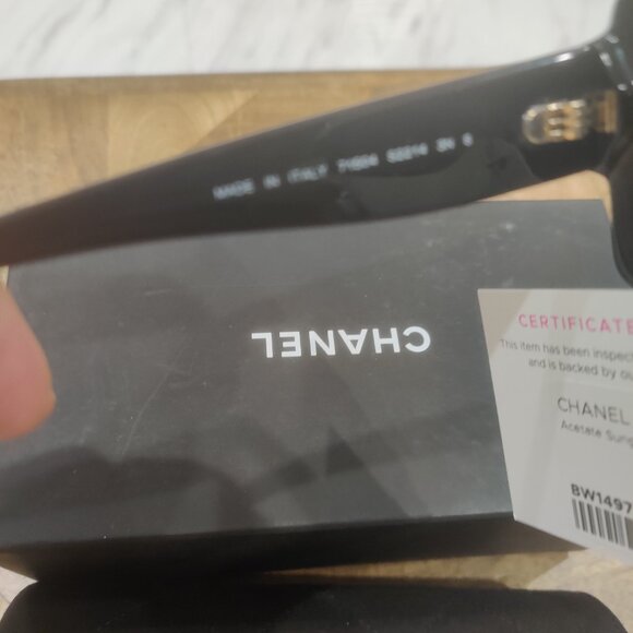 CHANEL shield sunglasses New with case - Picture 5 of 7